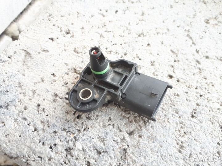 Датчик давления и температуры воздуха Лада Веста