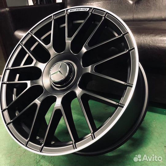 Новые диски R19 на Mercedes C Klass