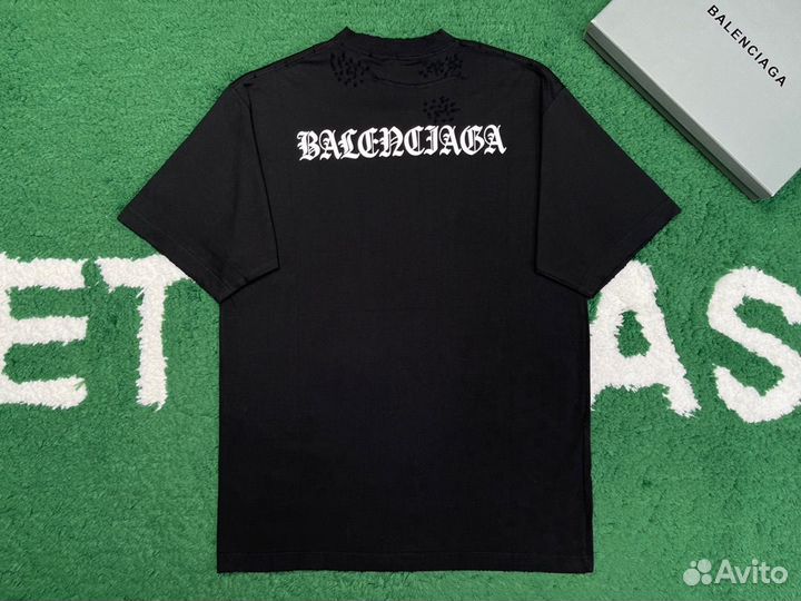 Футболка Balenciaga