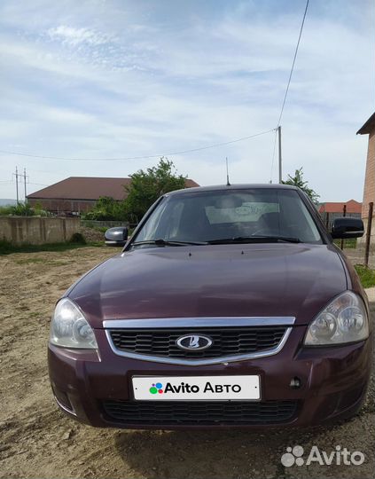 LADA Priora 1.6 МТ, 2012, битый, 10 000 км