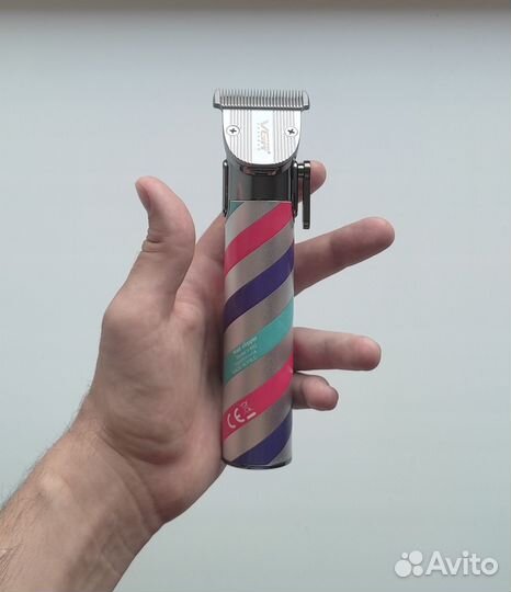 Новая машинка для стрижки бороды и волос