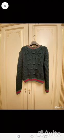 Свитер