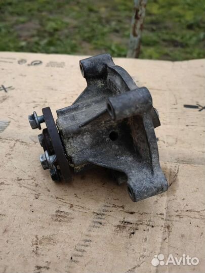 Помпа Mercedes A140-160 W168