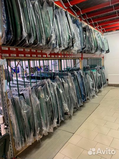 Стекло лобовое toyota corolla runx 2001-2006