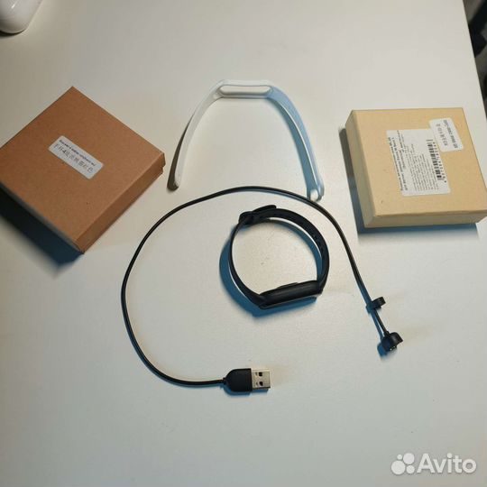 Смартбраслет Mi bend 5 + 3 ремешка