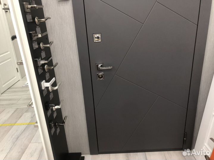 Дверь входная