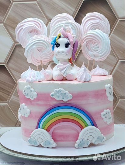 Торты и медово-имбирные пряники