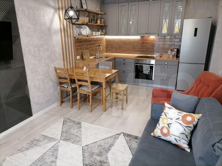 2-к. квартира, 54 м², 3/16 эт.