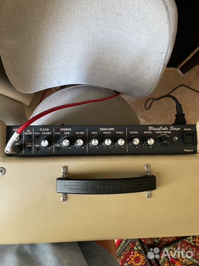 Roland Blues Cube Stage Гитарный комбоусилитель