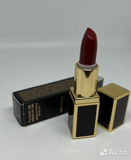 Сет новых оригинальных помад, просрок