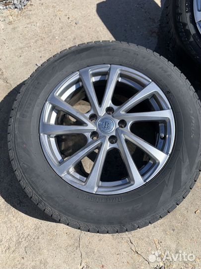 Продам колеса Pirelli 225/65 R17