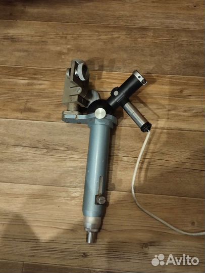 Держак ломо