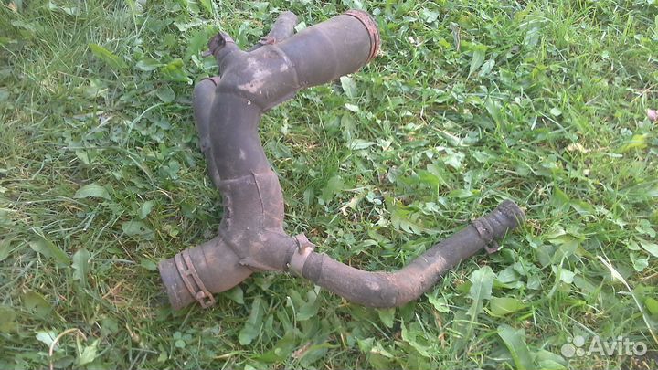 Патрубок охлаждения тройник Форд Мондео 2 1998г