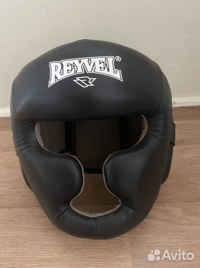 Шлем закрытый Reyvel -L