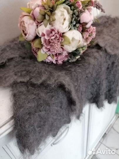 Шаль пуховая ручная работа. Новая