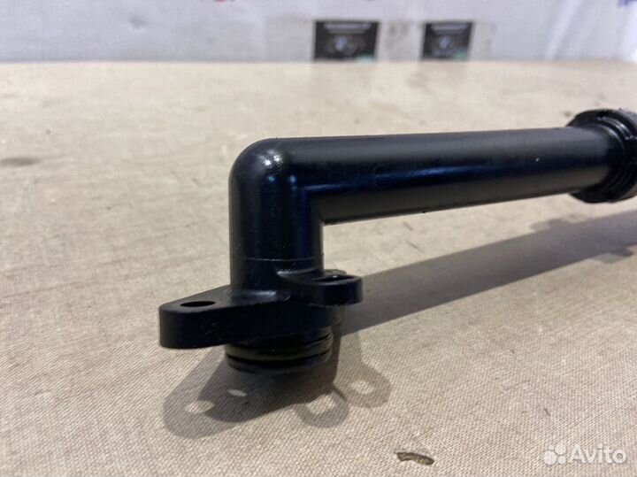 Фланец системы охлаждения Mercedes C180 C204