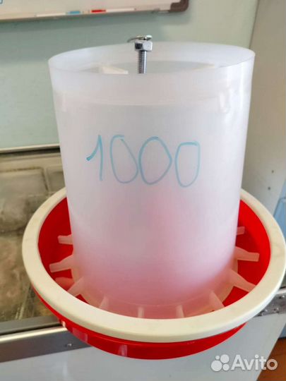 Кормушка для куриц