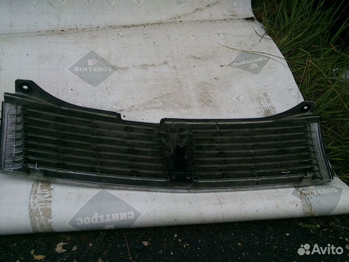 Решетка радиатора Nissan Cedric Gloria 34