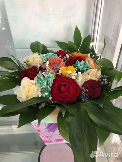 Композиции цветов в коробочке