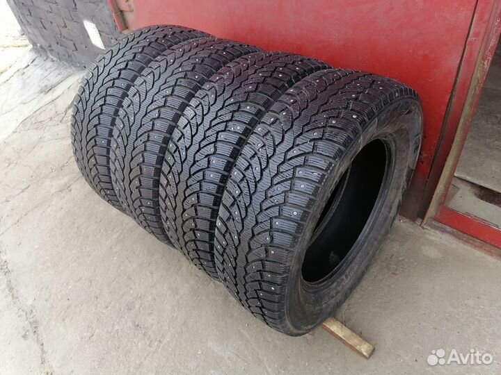 Pirelli Formula Ice 225/65 R17 102T