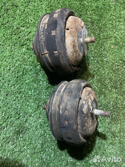 Подушка опора двигателя вольво 940 2.3 1992