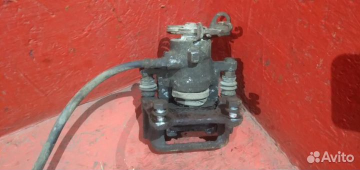 Альфа Ромео 156 суппорт задний левый