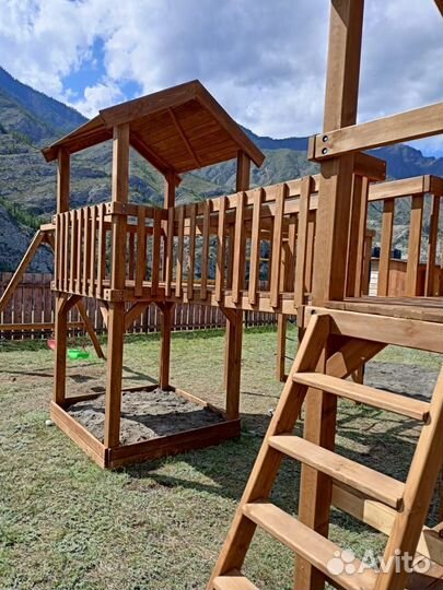 Детская площадка большая