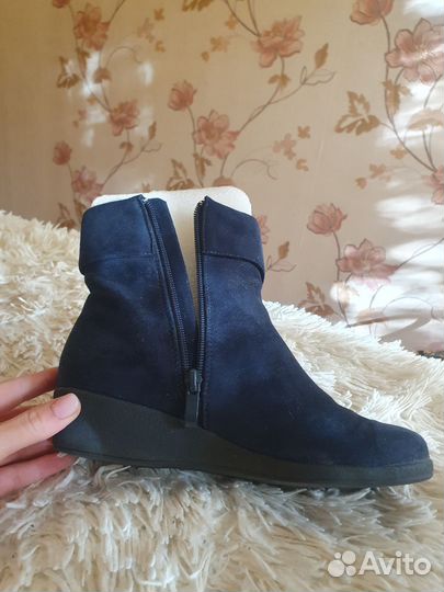 Ботинки женские 36 размер