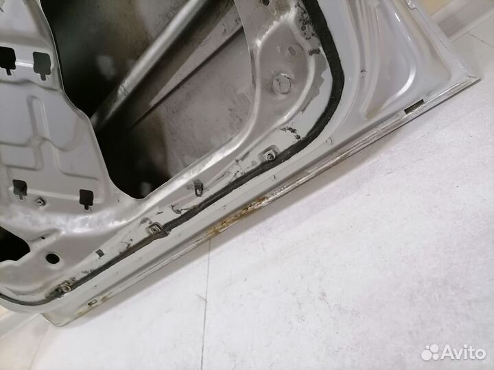 Дверь передняя правая Chrysler Concorde седан 1999