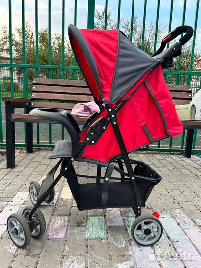 Прогулочная коляска