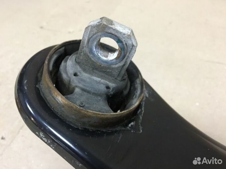 Рычаг подвески задний левый Mitsubishi Outlander 3