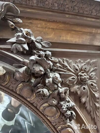 Зеркало. Антиквариат. Мебель из Европы. Старина