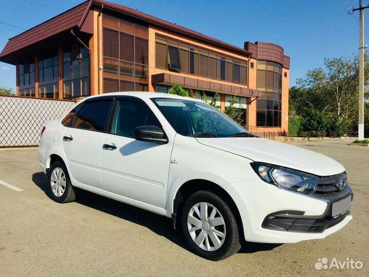 LADA Granta 1.6 МТ, 2021, 42 800 км