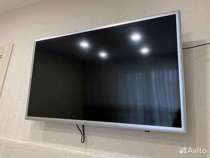 Телевизор Samsung ue32m5550au