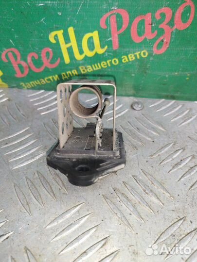 Резистор печки отопителя Peugeot 307 хэтчбек