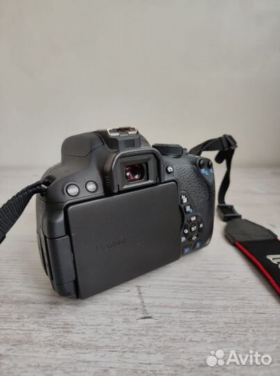 Canon eos 700d