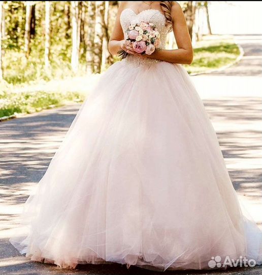 Свадебные, выпускные, вечерние платья в аренду