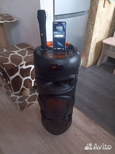 Блютуз колонка большая бу в хорошем состоянии