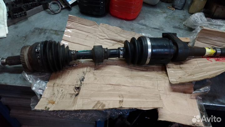 Правый привод Хундай Санта Фе 2, 2.2 Д, ат в сборе