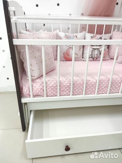 Кроватки с маятником Детские кровати