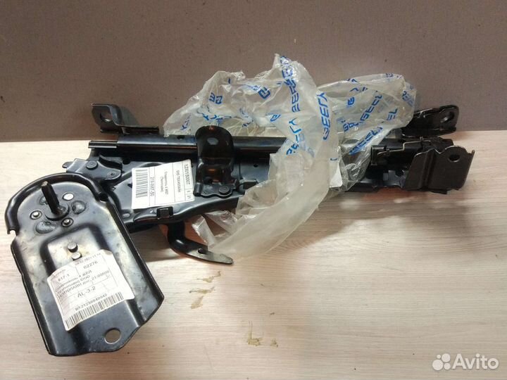 Салазки переднего прав.сиденья Geely Vision