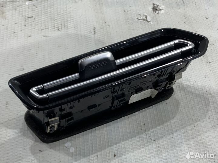 Правый воздушный дефлектор Baic U5 Plus