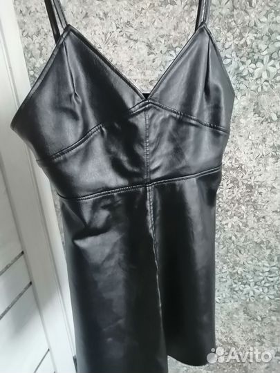 Кожаный сарафан женский