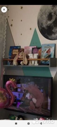 Полка для книг монтессори