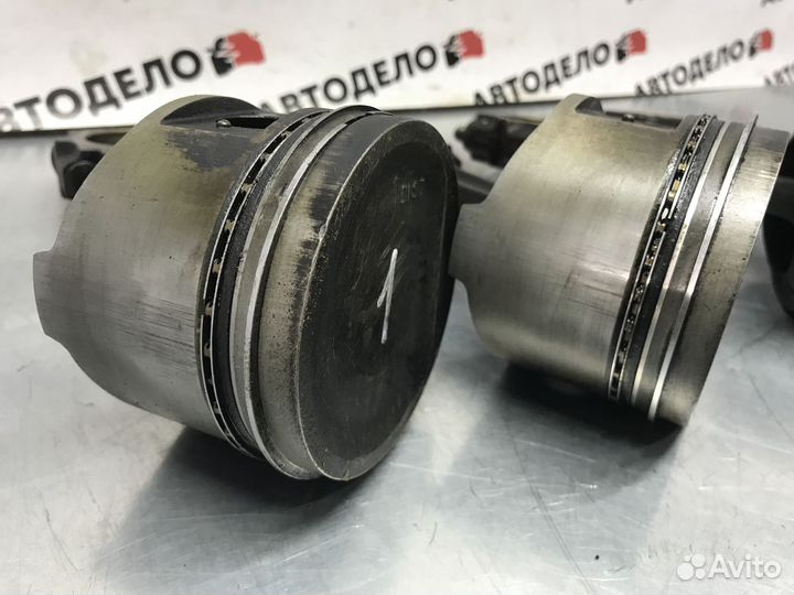 Поршень с шатуном Peugeot 406 1997 г.в