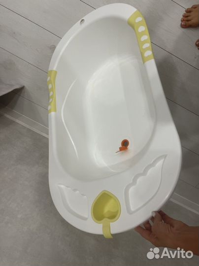 Ванночка для купания с подставкой