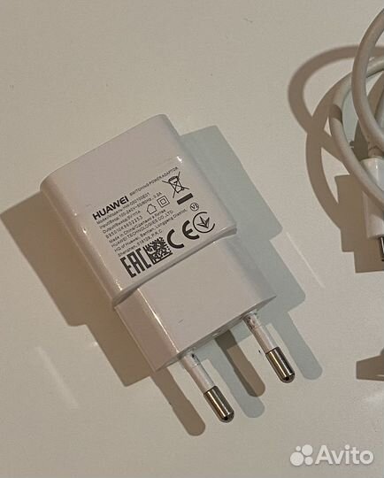 Сетевое зарядное устройство Huawei HW-050100Е01