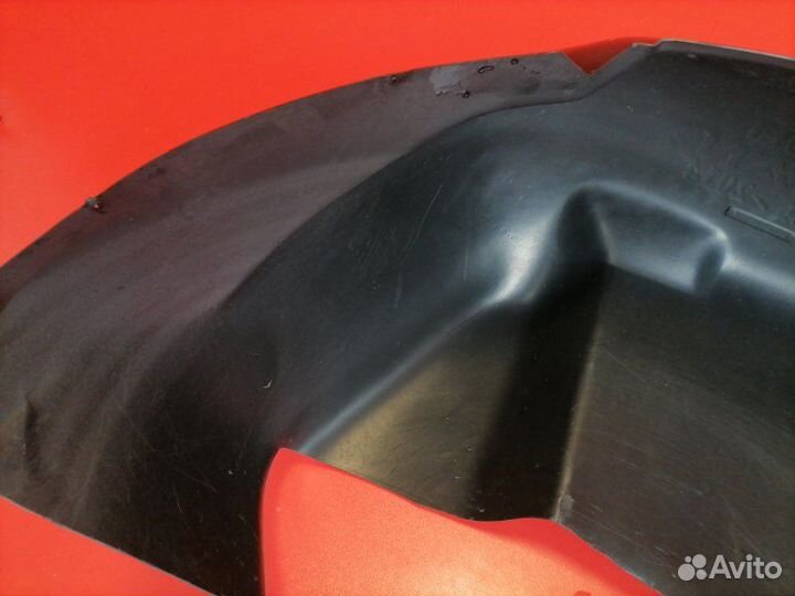 Подкрылок задний правый Renault Logan L8 K7M 2018