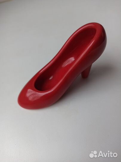 Фарфоровые статуэтки