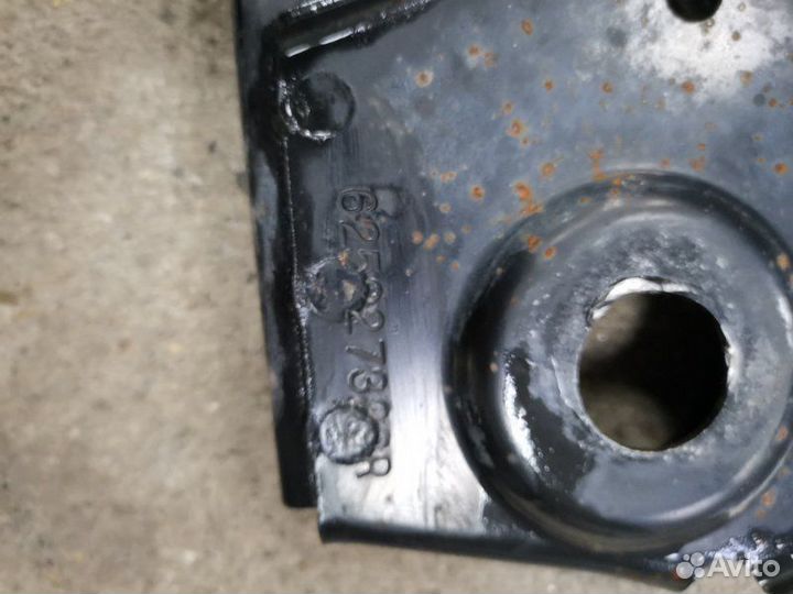 Рамка радиатора Renault Fluence седан K4MW839 2011